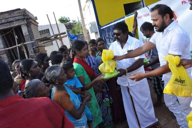 Public Star Durai Sudhakar distribute Cyclone Gaja Relief Material Stills